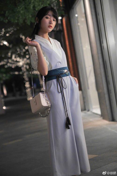 徐娇汉服:徐娇穿汉服惊艳、民族风原来这么美，哪些汉服元素适合日常搭配？