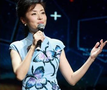 杨澜简历:谁能介绍一下杨澜的爸爸？