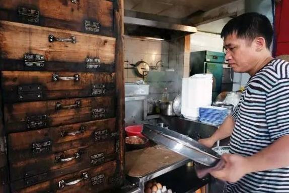 伍冰枝:为什么广东人这么爱吃肠粉？