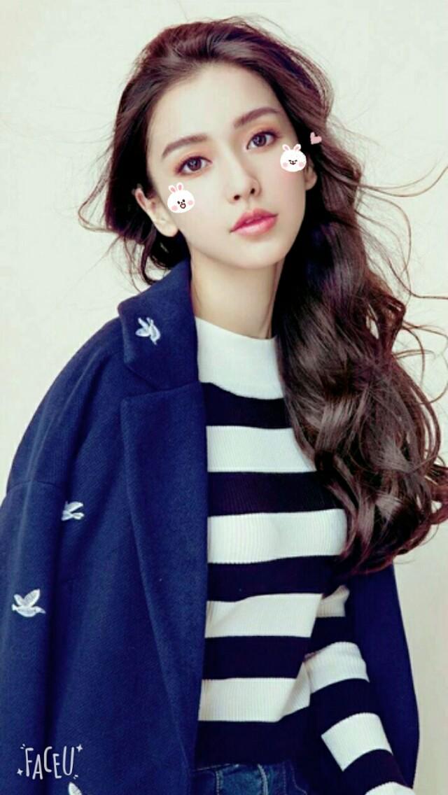 谁知道baby的应援色和口号应援歌是绿萝裙吗