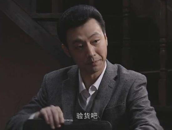 演员朱杰:电视剧《潜伏》中的晚秋扮演者的简历有谁知道啊？