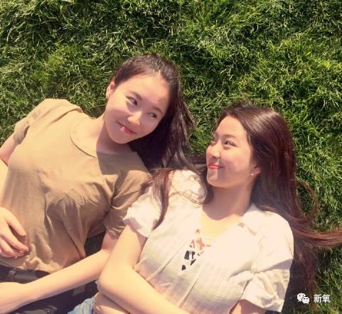 杨幂女儿照片:王中磊闺女晒长腿照，娱乐圈大佬们的千金都长什么样？