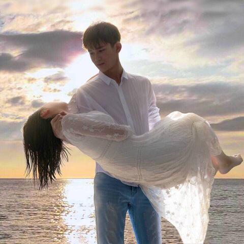 头条问答 - 《浪花一朵朵》第二季男主还是熊妹妹吗?(8个回答)