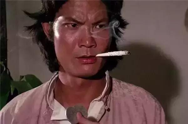 何家驹所有电影:香港电影里有哪些逝去的让人恨得牙痒痒的经典坏蛋？