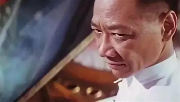 何家驹所有电影:香港电影里有哪些逝去的让人恨得牙痒痒的经典坏蛋？