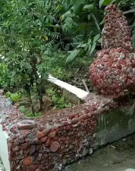 琥珀宫:蜜蜡论斤戴，翡翠当做被子盖是种什么样的体验