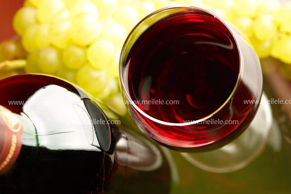红酒泡洋葱到底好不好，洋葱汁加红葡萄酒能喝吗？