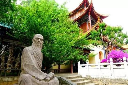 原云南省委书记高严:昆明的最著名人物有哪些？