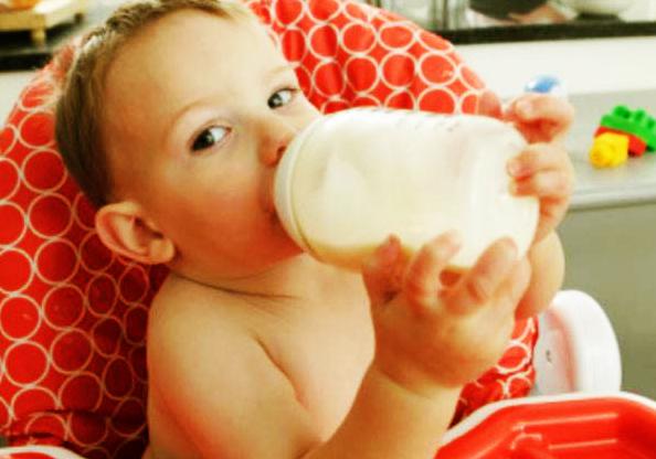 一歲寶寶斷奶後不吃奶粉，隻吃飯營養能跟上嗎？