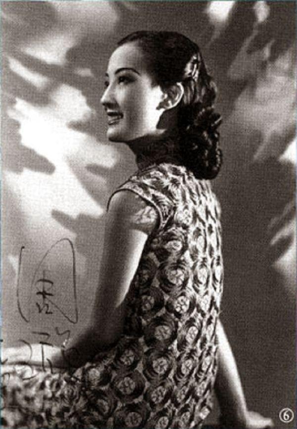 阮玲玉照片:如何评价歌星周璇女士的一生？
