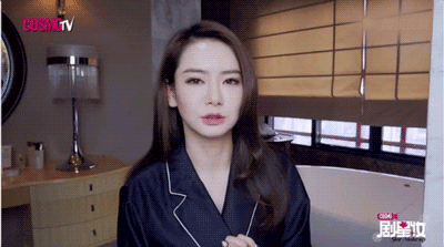 戚薇整容过吗:为什么那么多人喜欢戚薇？