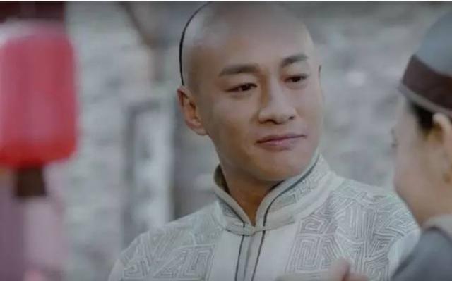 何润东夫妻撒狗粮是怎么回事:网友们为什么开始赞美何润东？