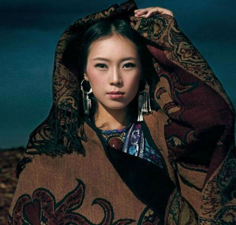 鲁豫有约刀郎云朵:云朵为什么这么受央视追捧？