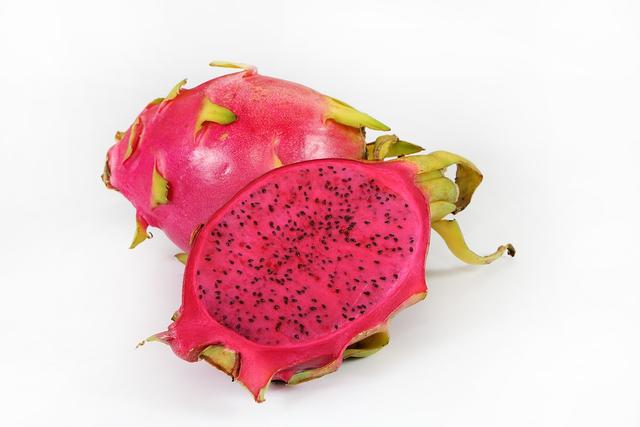 火龙果蒸馍不变色方法，火龙果面食怎样做才能不变色？