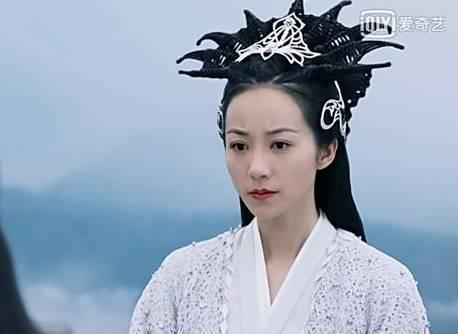 贾青照片:明星都有哪些最失败的造型、连本人看了都想删照片？