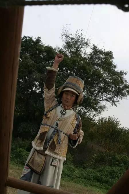 贾青照片:明星都有哪些最失败的造型、连本人看了都想删照片？