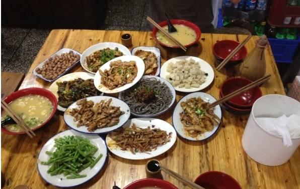 金沙港湾灵异事件图片:重庆当地人最认可的火锅店有哪些？
