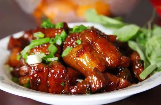 上海有哪些著名的小吃？有什么推荐吗？