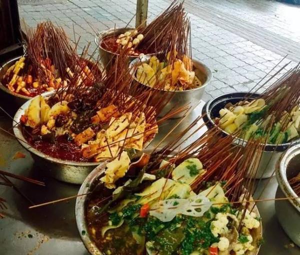 四川的美食,请问四川的小吃有多少呢？