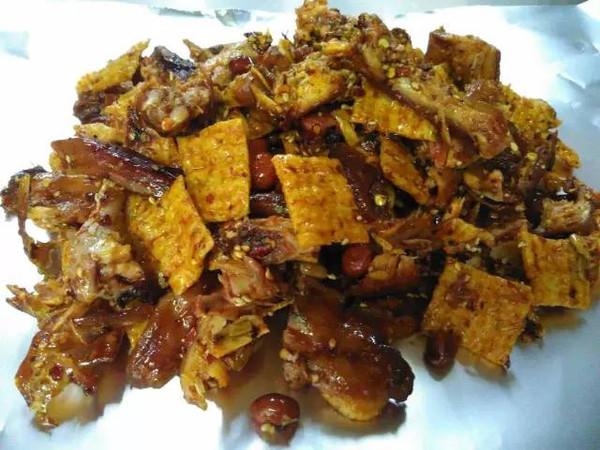 四川的美食,请问四川的小吃有多少呢？