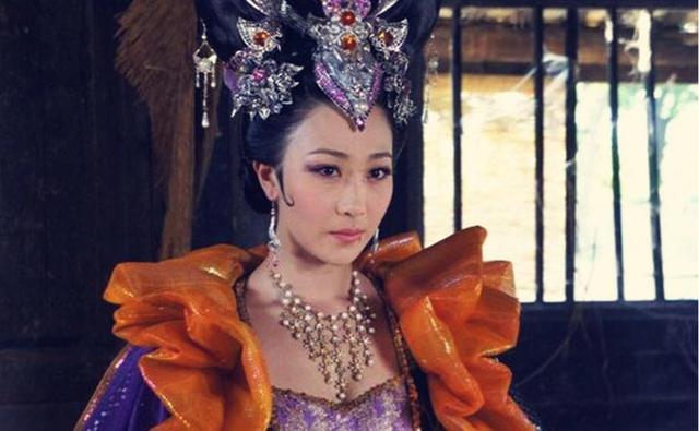 南造云子:宣统三年大清银币、北洋造光绪元宝究竟有着怎样的历史背景