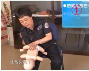 小奶狗呛肺里会怎样:婴儿呛奶很危险，呛奶发生时如何急救？ 奶狗呛到肺的症状有哪些