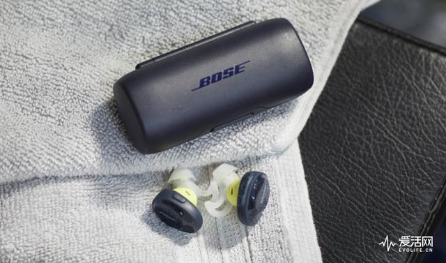 为运动而生Bose SoundSport Free分体式无线蓝牙耳机有几分战力？