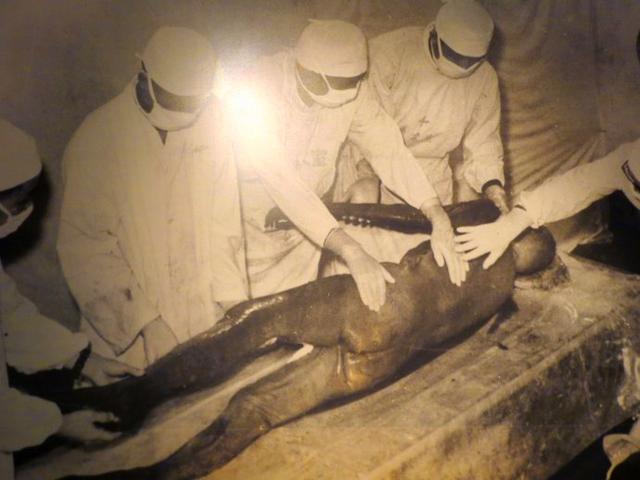 湖北荆州曾出土距今两千多年的软尸“遂先生”。这种软尸是怎么形成的？