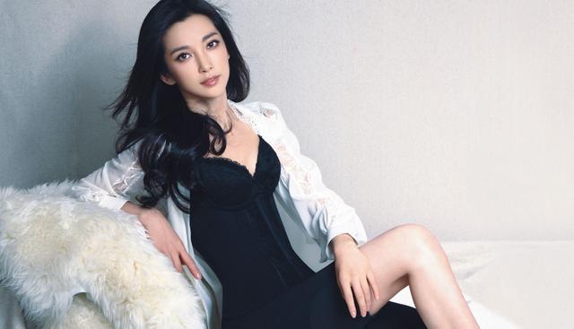 胡靖钒:胡军,孙红雷主演的义无反顾，演员表都有哪些演员？