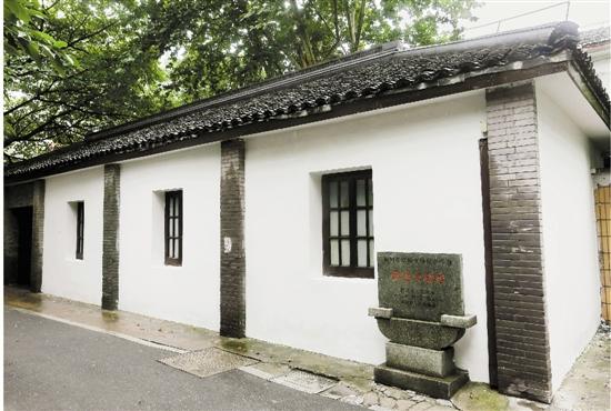 郁达夫简介:郁达夫故居是在富阳还是杭州？