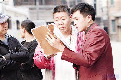 张若昀妈妈:在《我们来了》里，吴秀波为何叫唐艺昕“侄媳妇”
