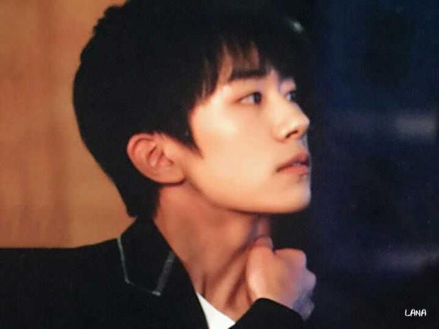 易烊千玺:易烊千玺是个什么样的男孩子？只是在00后里面很受欢迎吗？(00后男<a href=https://maguai.com/list/99-0-0.html target=_blank class=infotextkey>明星</a>排行榜100名)