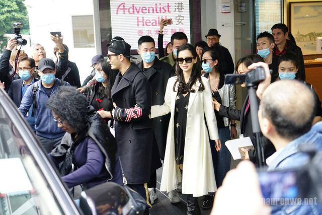 杨颖20张污照:如何看待Angelababy P图参加红毯这件事