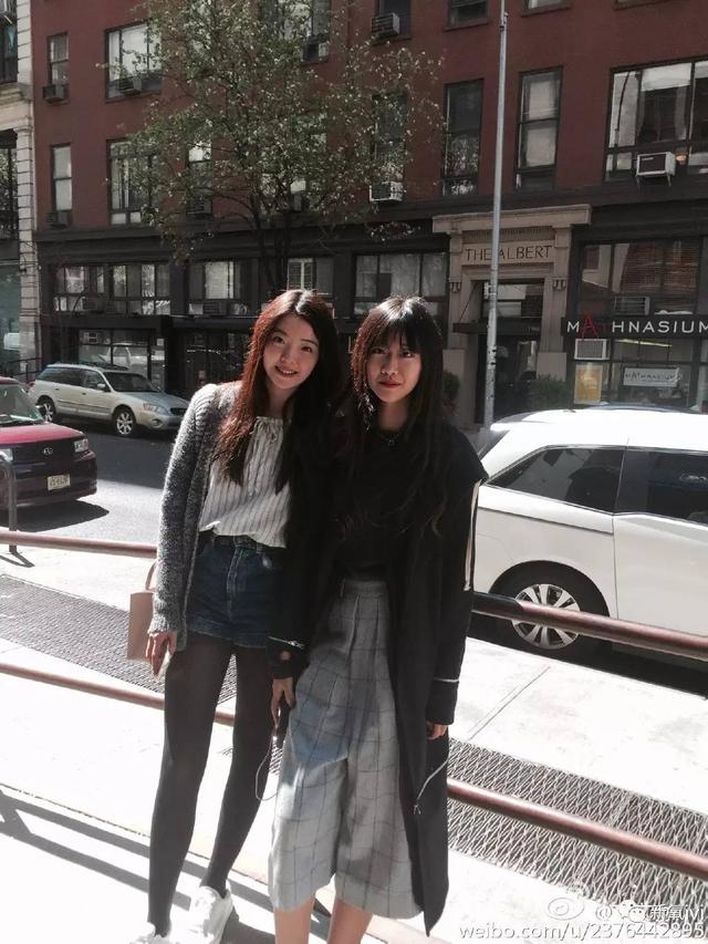 杨幂女儿照片:王中磊闺女晒长腿照，娱乐圈大佬们的千金都长什么样？
