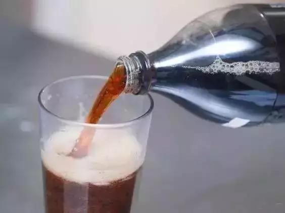 生活中，可乐的作用与用途有哪些？