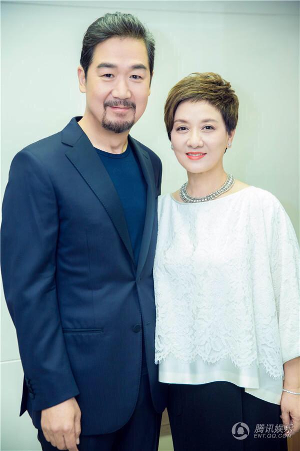 演员郑铮:国足最新名单公布了，泰山队谁没有入选最遗憾？应该是郑铮吧？