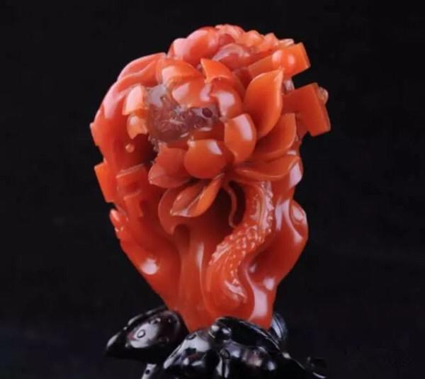 玛瑙和玉哪个养人,玉和玛瑙哪个更有收藏价值？