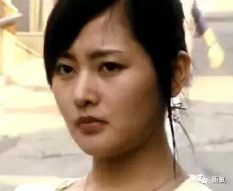 张天爱喊话跟拍者:网友爆料演员李现大骂跟拍媒体你们有病，他人设会崩么？