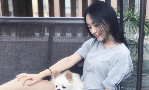 郑媛媛照片:对于社会上男同性越来越多，你们怎么看