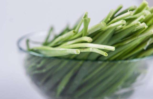 芹菜是壮阳的吗，生吃韭菜对身体有什么好处