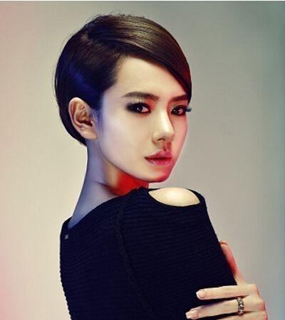 戚薇纹身图片:娱乐圈哪些女星的美腿你认为最好看