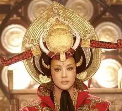 贾青照片:明星都有哪些最失败的造型、连本人看了都想删照片？