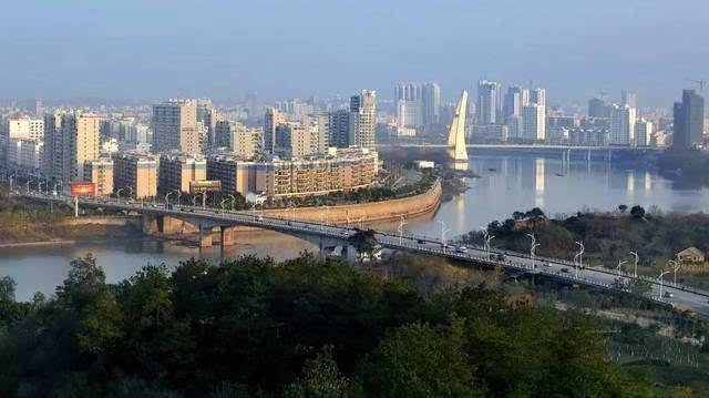 为什么九江一直是江西第二大城市，而赣州不是？