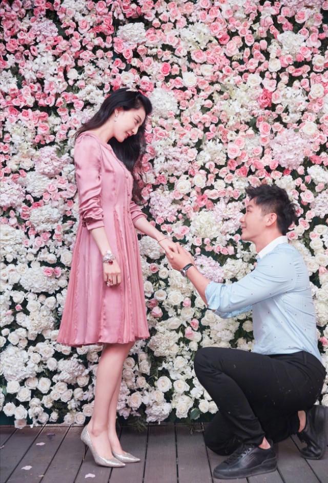 林志玲照片:请问一下林志玲比范冰冰漂亮吗？