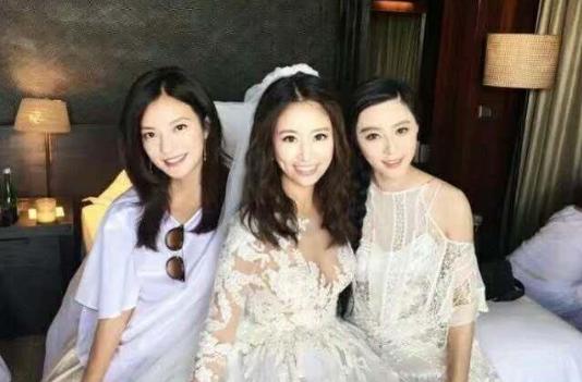 范冰冰李晨现状:范冰冰一盘水果近千元，退休后李晨养得起吗