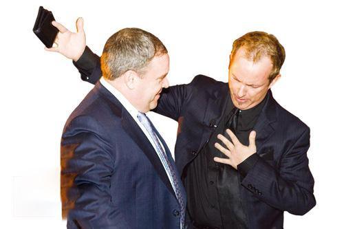 头条问答 - 大猩猩为什么喜欢拍胸脯?(7个回答)