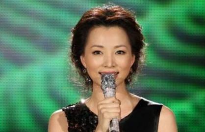 杨澜简历:谁能介绍一下杨澜的爸爸？