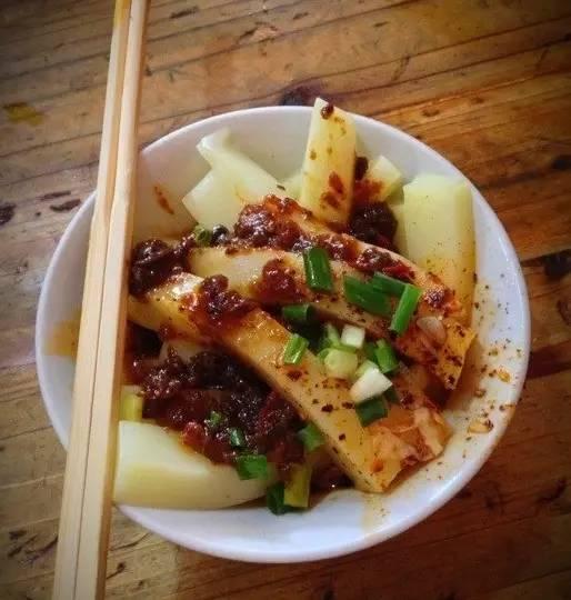四川的美食,请问四川的小吃有多少呢？