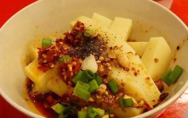四川的美食,请问四川的小吃有多少呢？