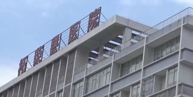 狗狂吠救老人性命腾讯:有没有人知道狗救主人的故事啊？